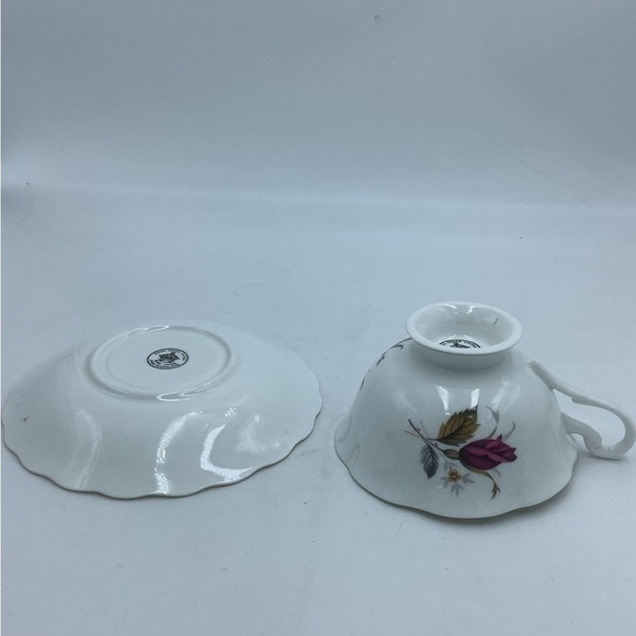 Royal Dover English Bone China Rose Teacup and Saucer - Picture 9 of 12